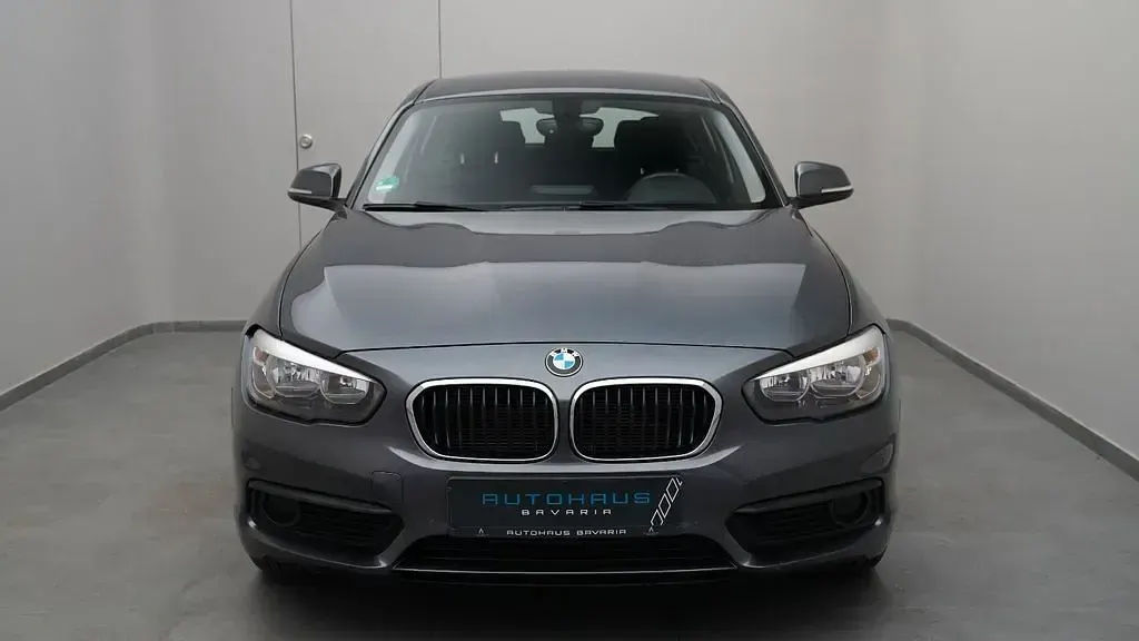 Gebraucht BMW 116 Sport Line 109 PS (80 kW) 2017 Grau Kleinwagen
