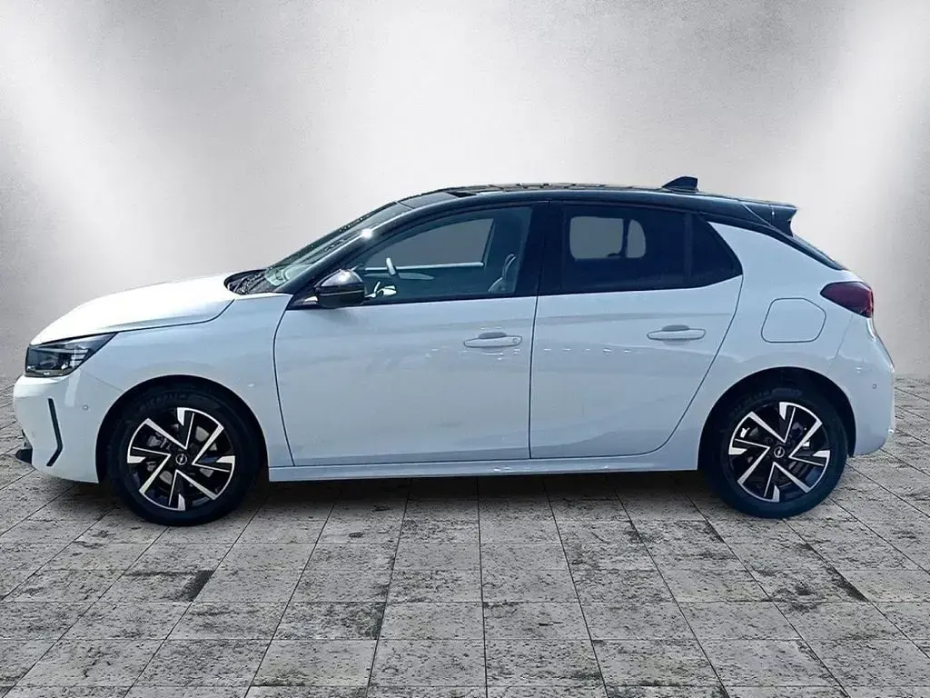 Gebraucht Opel Corsa 101 PS (74 kW) 2026 Kontur weiß metallic Kleinwagen