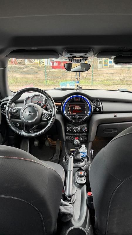 Gebraucht Mini Cooper 102 PS (75 kW) 2018 Schwarz Kleinwagen