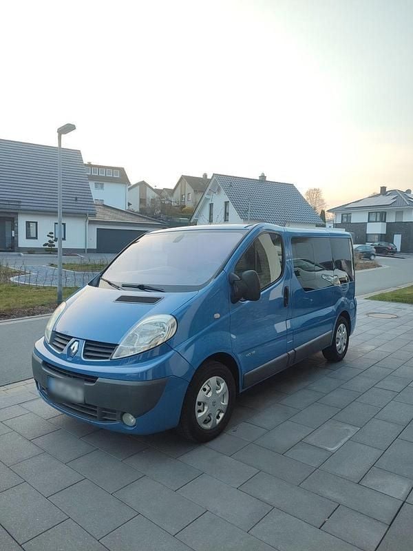 Brugt Renault Trafic 114 HK (83 kW) 2011 Blå MPV