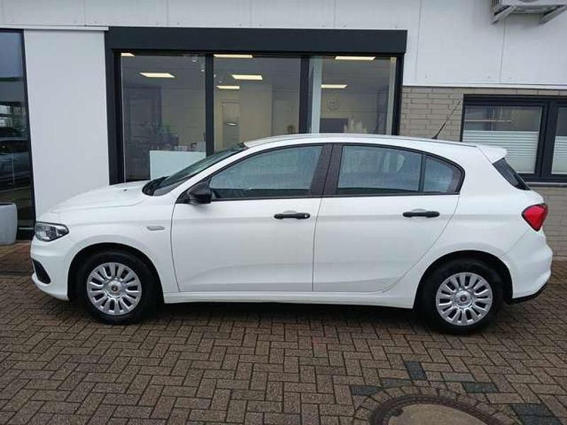 Gebraucht Fiat Tipo Pop 95 PS (69 kW) 2017 Colore esterno Kleinwagen