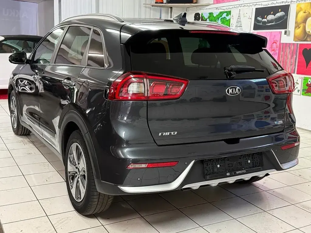 Gebraucht Kia Niro Vision 105 PS (77 kW) 2019 Platinum graphite SUV