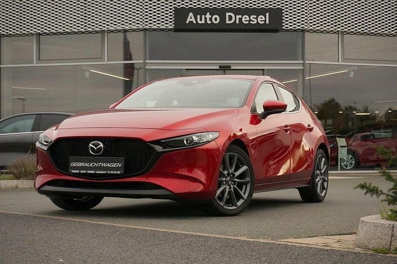 Gebraucht Mazda 3 Selection 122 PS (89 kW) 2023 Soul red crystal Limousine