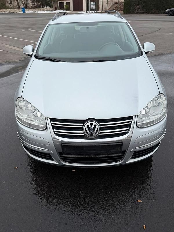 Gebraucht VW Golf V 105 PS (77 kW) 2008 Silber Kombi