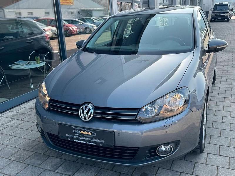 Gebraucht VW Golf VI Comfortline 122 PS (89 kW) 2009 Grau Kleinwagen