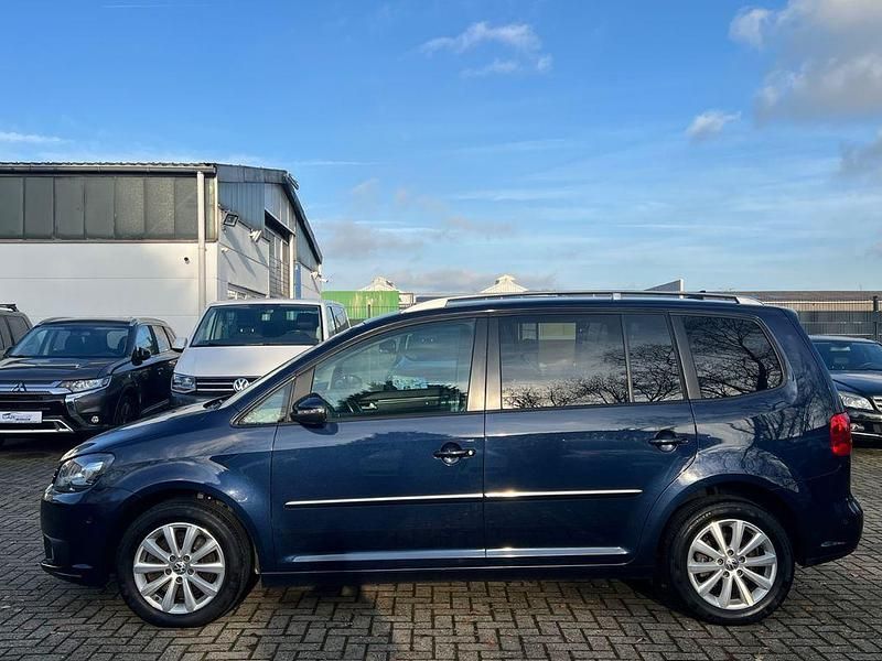 Gebraucht VW Touran Highline 140 PS (102 kW) 2011 Blau Van / Kleinbus