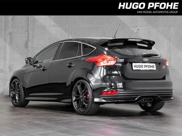 Gebraucht Ford Focus Sport 250 PS (183 kW) 2017 Iridium schwarz mica Limousine