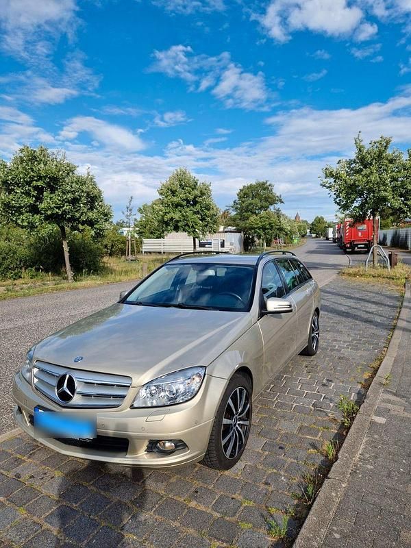 Gold Gebraucht 2009 Mercedes C200 Kombi | 8.900 € (Teuer) - Bild 1/4