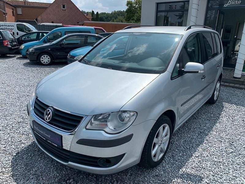 Silber Gebraucht 2008 VW Touran Van / Kleinbus | 3.799 € (Guter Preis) - Bild 1/4