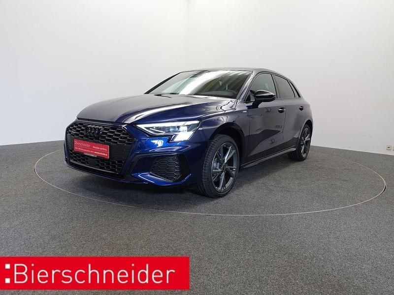Blau Gebraucht 2024 Audi A3 Sport Limousine | 38.950 € (Superpreis) - Bild 1/4