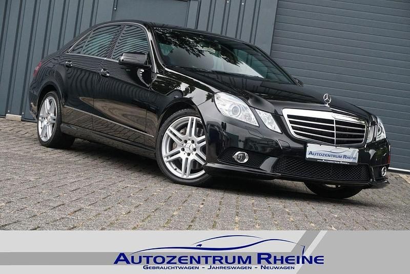 Schwarz Gebraucht 2009 Mercedes E500 AMG Limousine | 24.988 € (Fairer Preis) - Bild 1/4