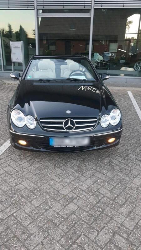Schwarz Gebraucht 2007 Mercedes CLK200 Avantgarde Cabrio | 11.900 € - Bild 1/3