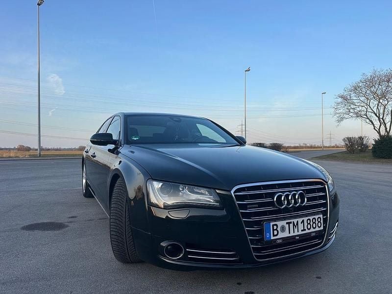 Gebraucht Audi A8 Ambiente 351 PS (258 kW) 2012 Schwarz Limousine