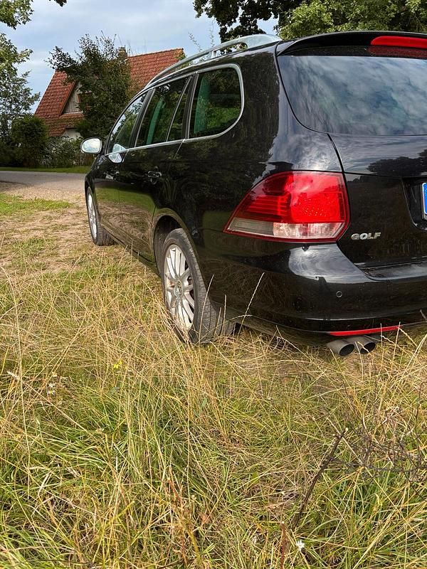 Gebraucht VW Golf V 140 PS (102 kW) 2009 Schwarz Kombi