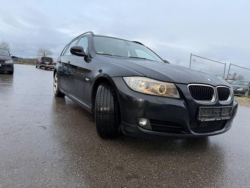 Gebraucht BMW 320 177 PS (130 kW) 2008 Schwarz Limousine