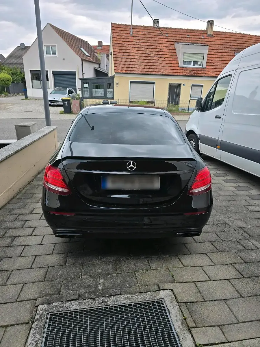 Gebraucht Mercedes 220 194 PS (142 kW) 2019 Schwarz Limousine
