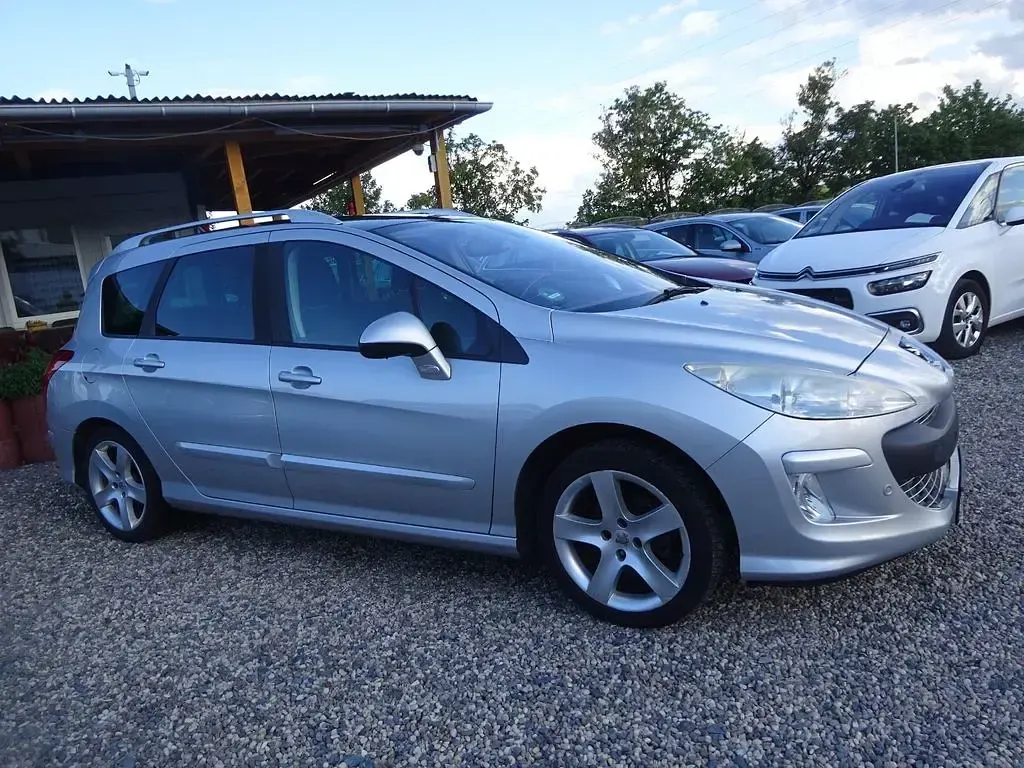 Gebraucht Peugeot 308 SW Platinum 120 PS (88 kW) 2011 Grau Kombi