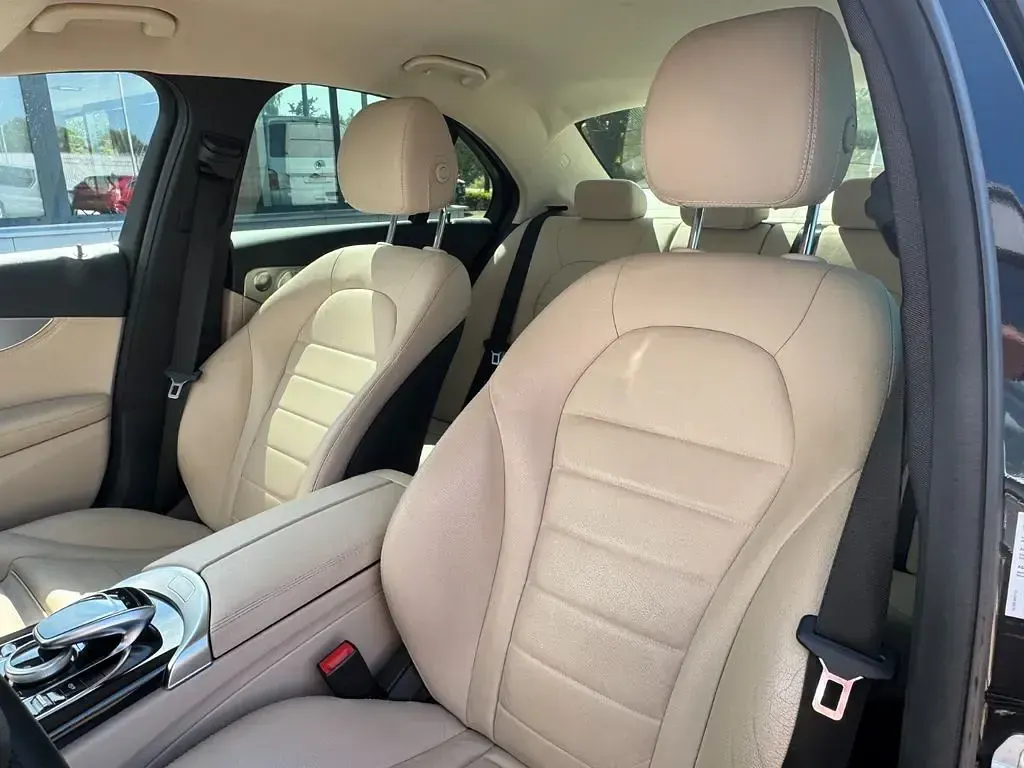 Gebraucht Mercedes C250 Avantgarde 211 PS (155 kW) 2014 Schwarz Limousine