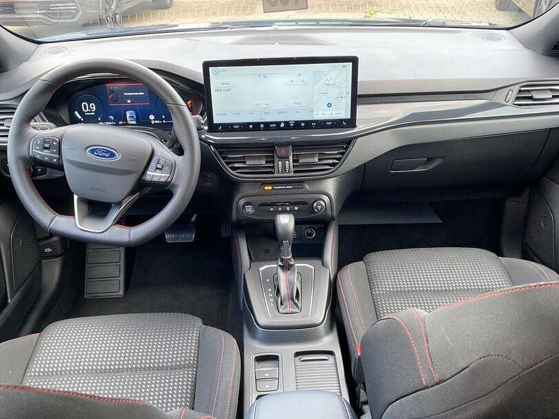 Gebraucht Ford Focus ST-Line X 155 PS (114 kW) 2024 Blau Limousine