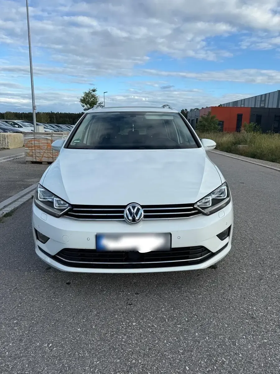 Gebraucht VW Golf 150 PS (110 kW) 2016 Weiß SUV
