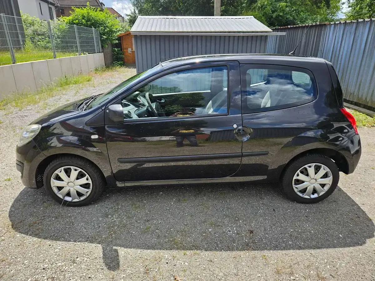Gebraucht Renault Twingo Authentique 58 PS (42 kW) 2010 Schwarzmetallic Kleinwagen