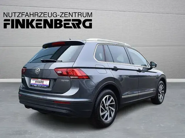 Gebraucht VW Tiguan Sound 150 PS (110 kW) 2017 Grau SUV