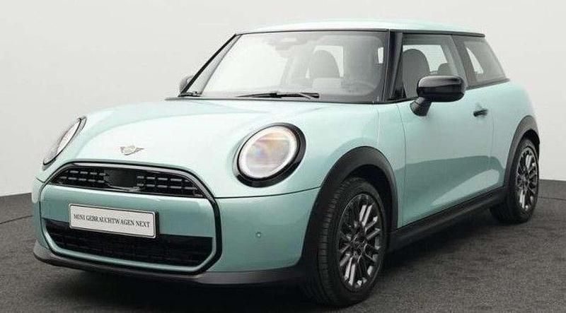Gebraucht Mini Cooper Classic 114 kW (156 PS) 2025 Ocean wave green Kleinwagen