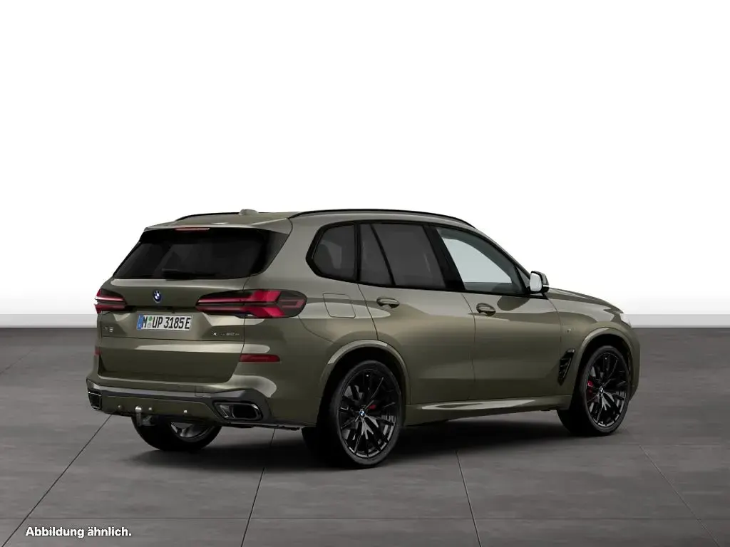 Gebraucht BMW X5 489 PS (359 kW) 2025 Grün SUV