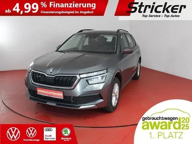 Grau Gebraucht 2023 Skoda Kamiq Ambition SUV | 20.449 € (Superpreis) - Bild 1/4