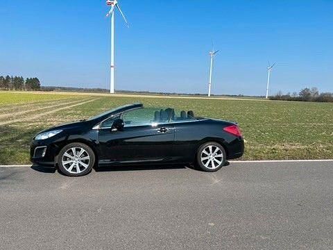 Gebraucht Peugeot 308 CC Active 156 PS (114 kW) 2014 Schwarz Cabrio