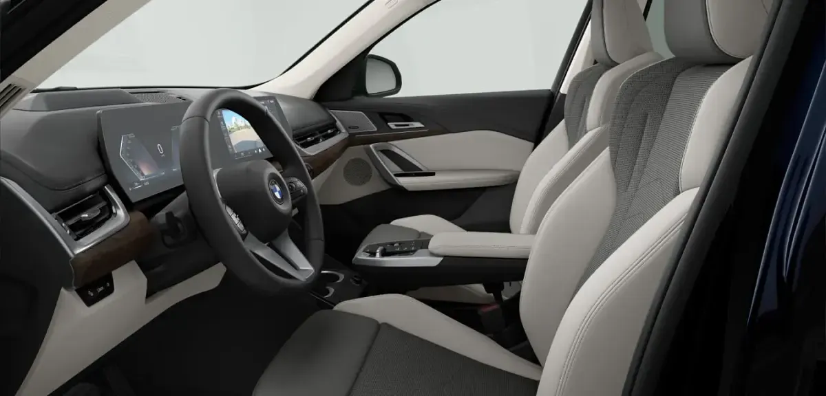 Gebraucht BMW X1 Comfort Edition 163 PS (119 kW) 2026 Blau SUV