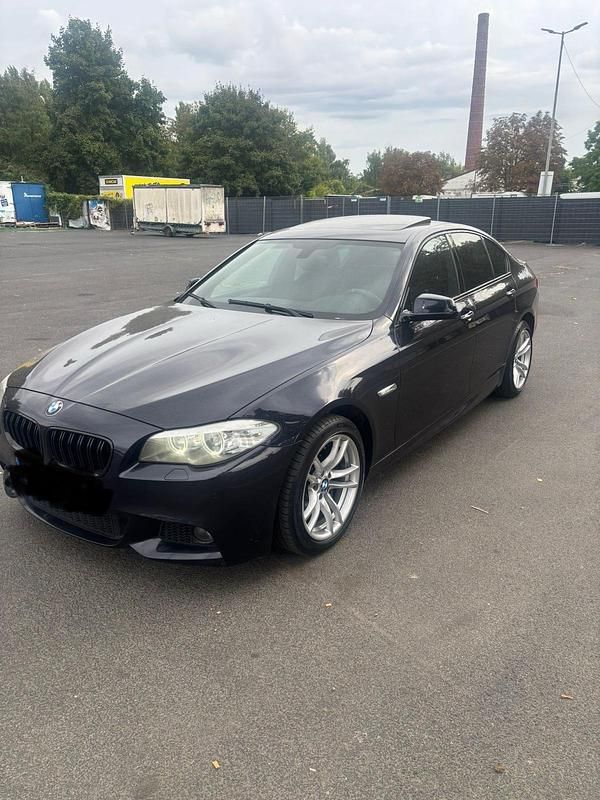 Schwarz Gebraucht 2013 BMW 535 Limousine | 11.800 € (Superpreis) - Bild 1/4
