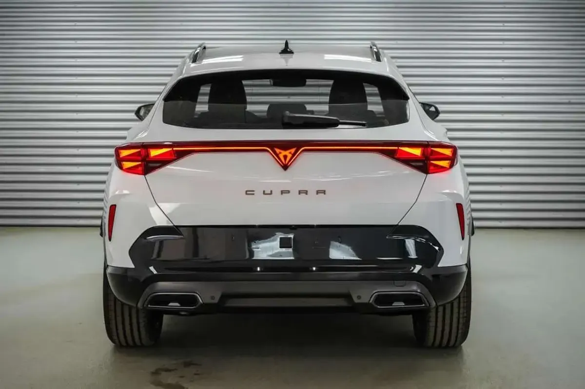 Neu Cupra Formentor 150 PS (110 kW) 2026 Glacial white metallic ... SUV