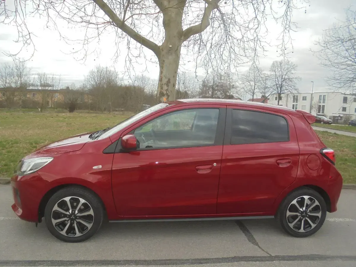 Gebraucht Mitsubishi Space Star Select+ 71 PS (52 kW) 2023 Rot Kleinwagen