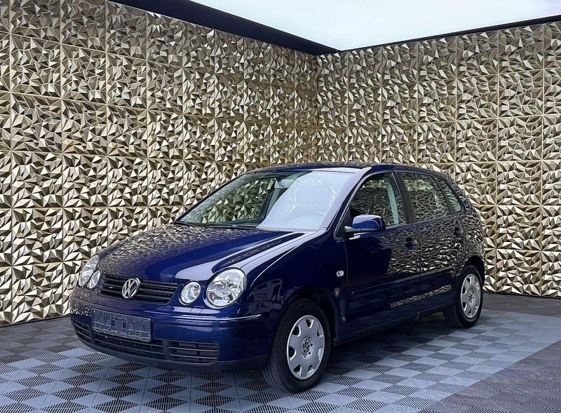 Blau Gebraucht 2004 VW Polo Comfortline Kleinwagen | 2.999 € (Teuer) - Bild 1/4