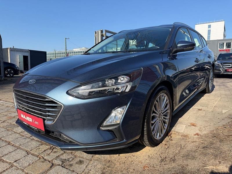 Gebraucht Ford Focus Titanium 182 PS (133 kW) 2019 Blau Kombi