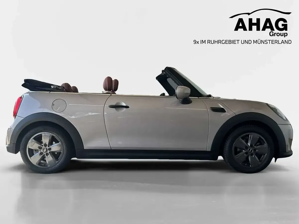 Gebraucht Mini Cooper Cabriolet 136 PS (100 kW) 2022 Rooftop grey Cabrio