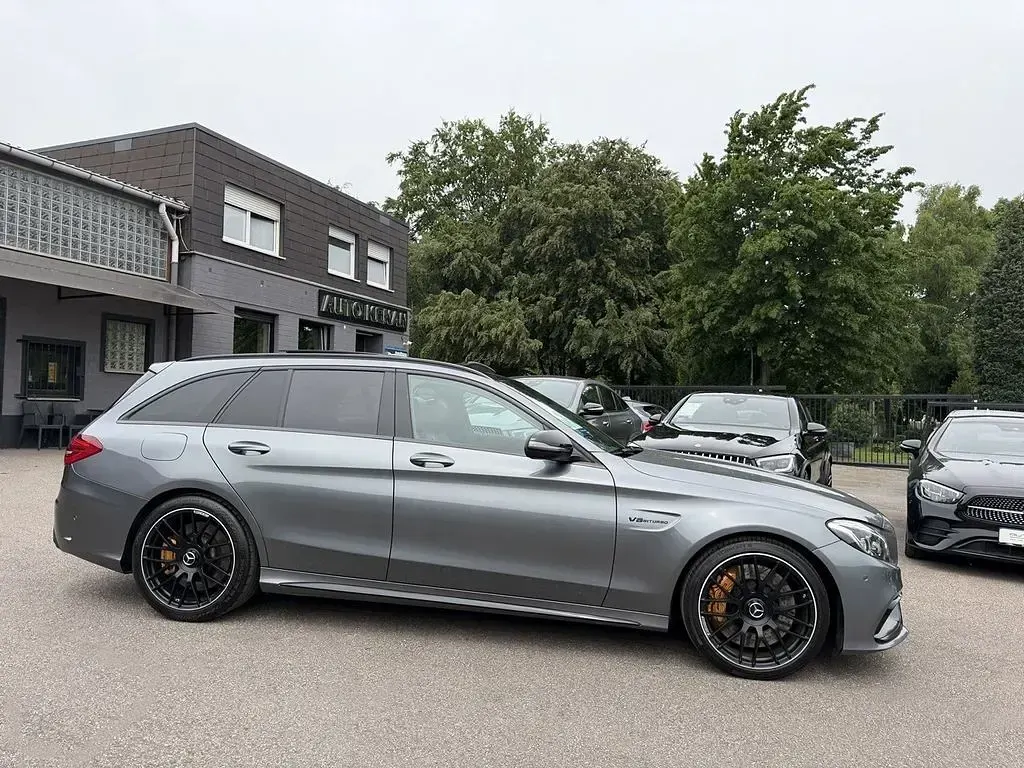 Gebraucht Mercedes C63S AMG AMG 510 PS (375 kW) 2016 Selenitgrau Kombi