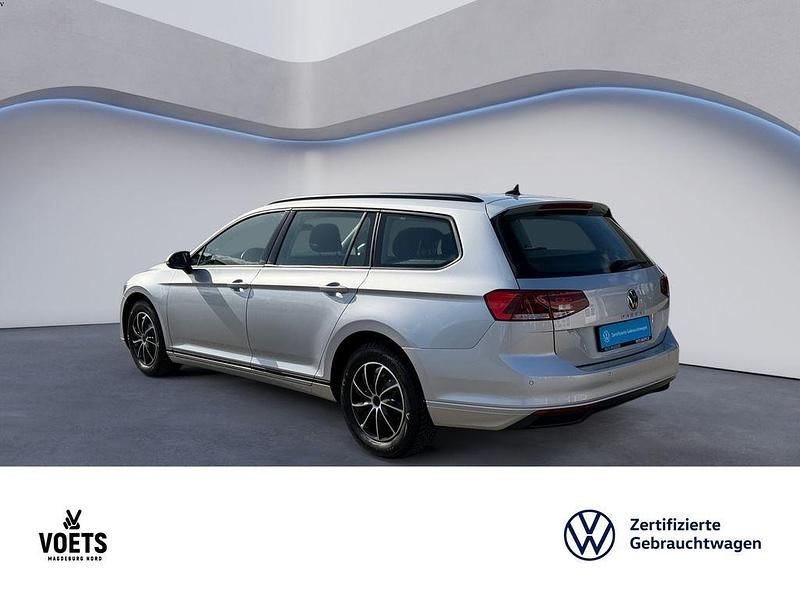 Gebraucht VW Passat Conceptline 150 PS (110 kW) 2022 Silber Kombi