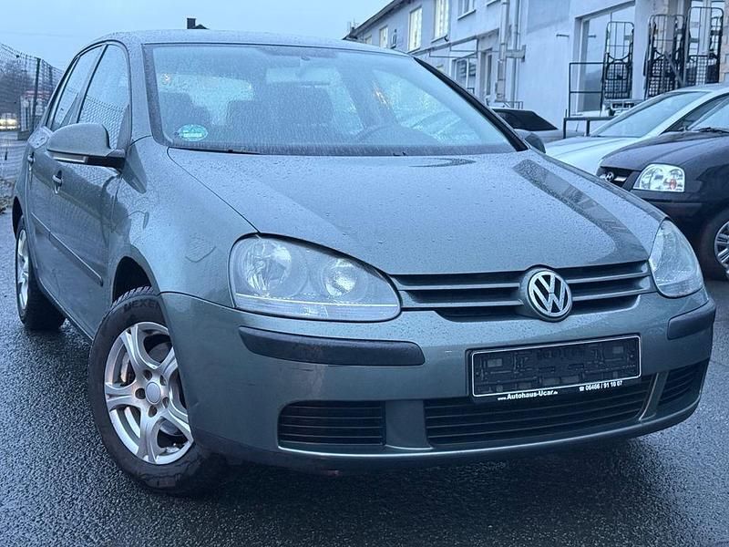 Grün Gebraucht 2004 VW Golf V Trendline Limousine | 2.499 € (Fairer Preis) - Bild 1/4