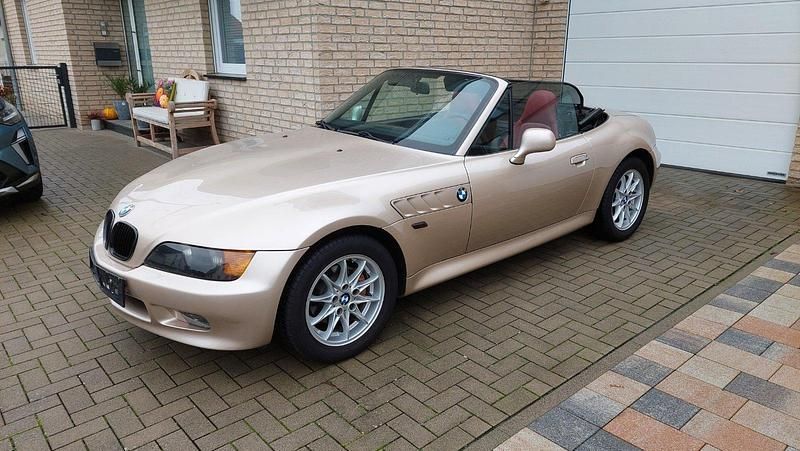 Gold Gebraucht 1999 BMW Z3 Cabrio | 5.400 € - Bild 1/4