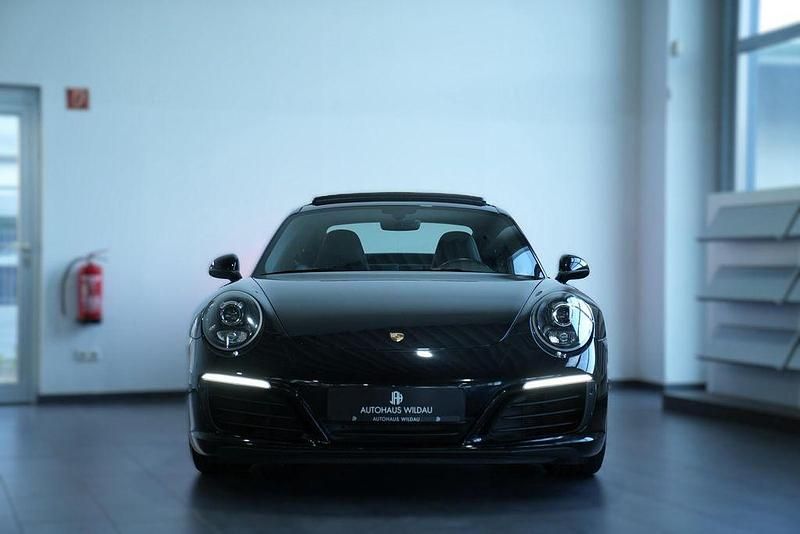Gebraucht Porsche 911 Carrera 370 PS (272 kW) 2017 Tiefschwarz