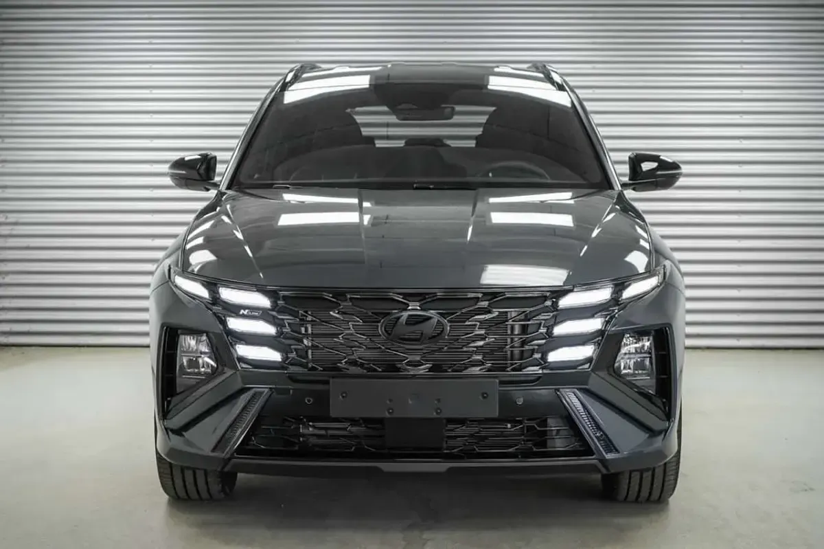 Neu Hyundai Tucson N Line 150 PS (110 kW) 2026 Ecotronic grey metallic () SUV