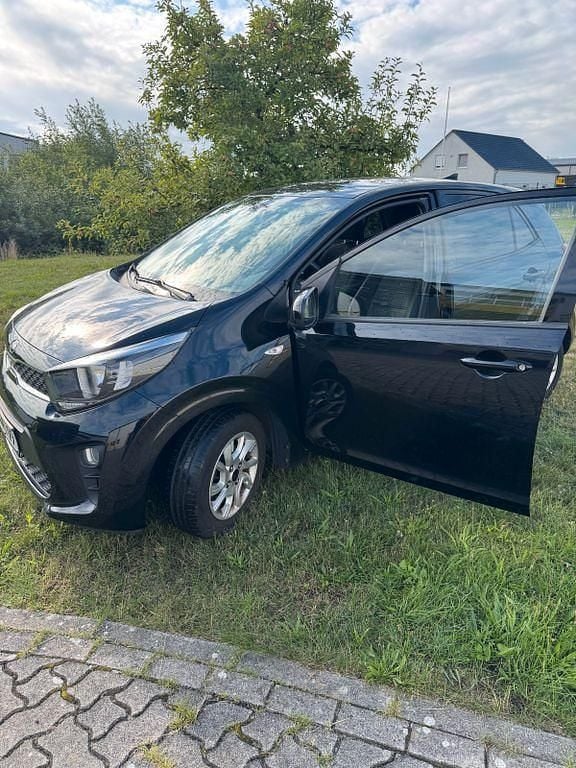 Schwarz Gebraucht 2018 Kia Picanto DREAM-TEAM Edition Kleinwagen | 8.900 € (Fairer Preis) - Bild 1/4
