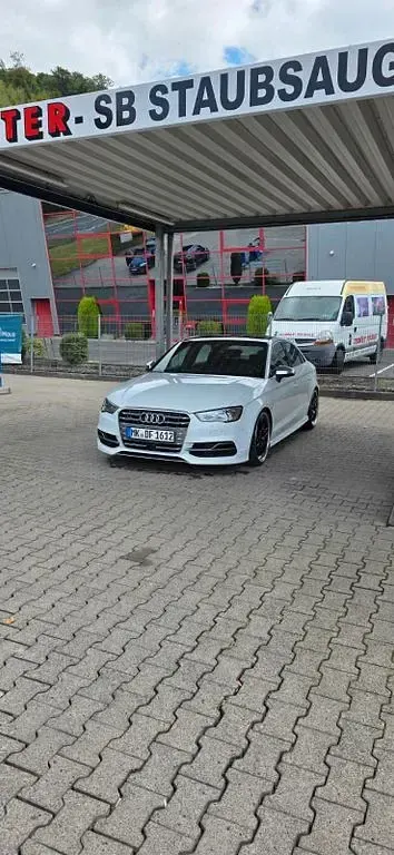 Gebraucht Audi S3 Sport 300 PS (220 kW) 2014 Weiß Limousine