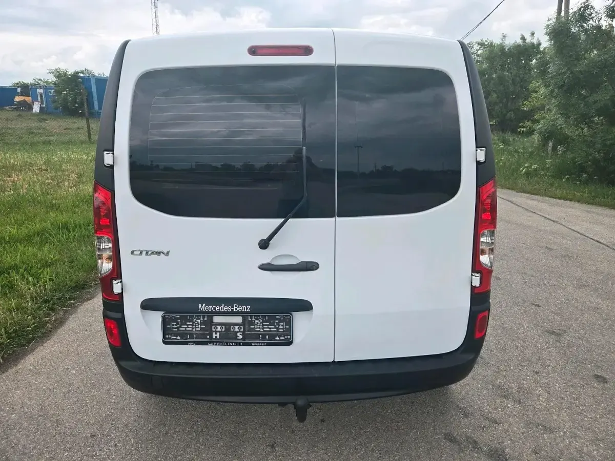 Gebraucht Mercedes Vito 110 PS (80 kW) 2016 Weiß Van