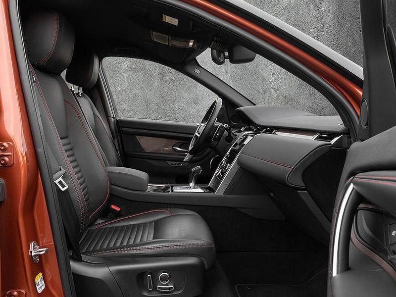 Gebraucht Land Rover Discovery Sport SE Dynamic 206 PS (151 kW) 2021 Namib orange SUV
