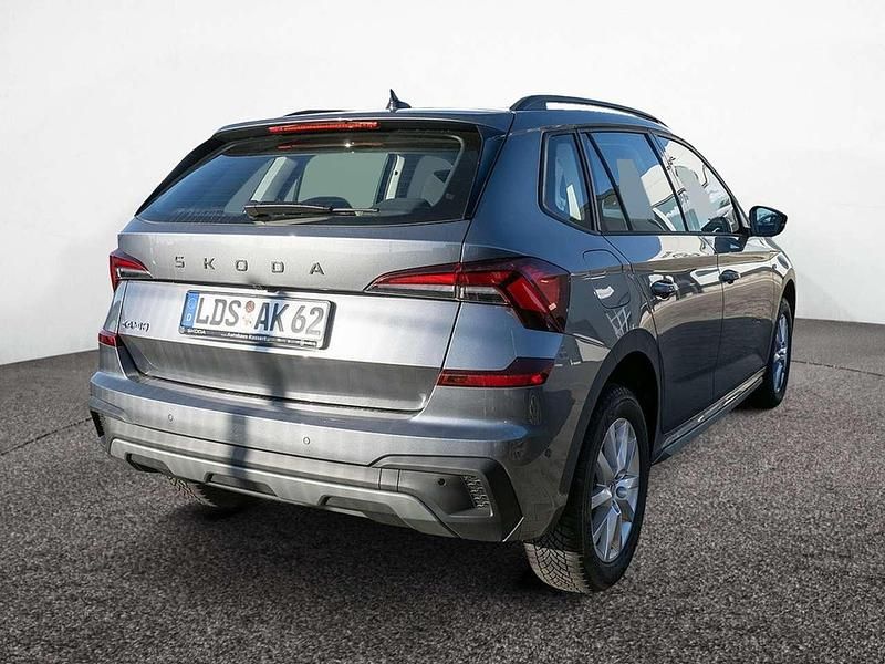 Neu Skoda Kamiq Selection 150 PS (110 kW) 2025 Grau SUV