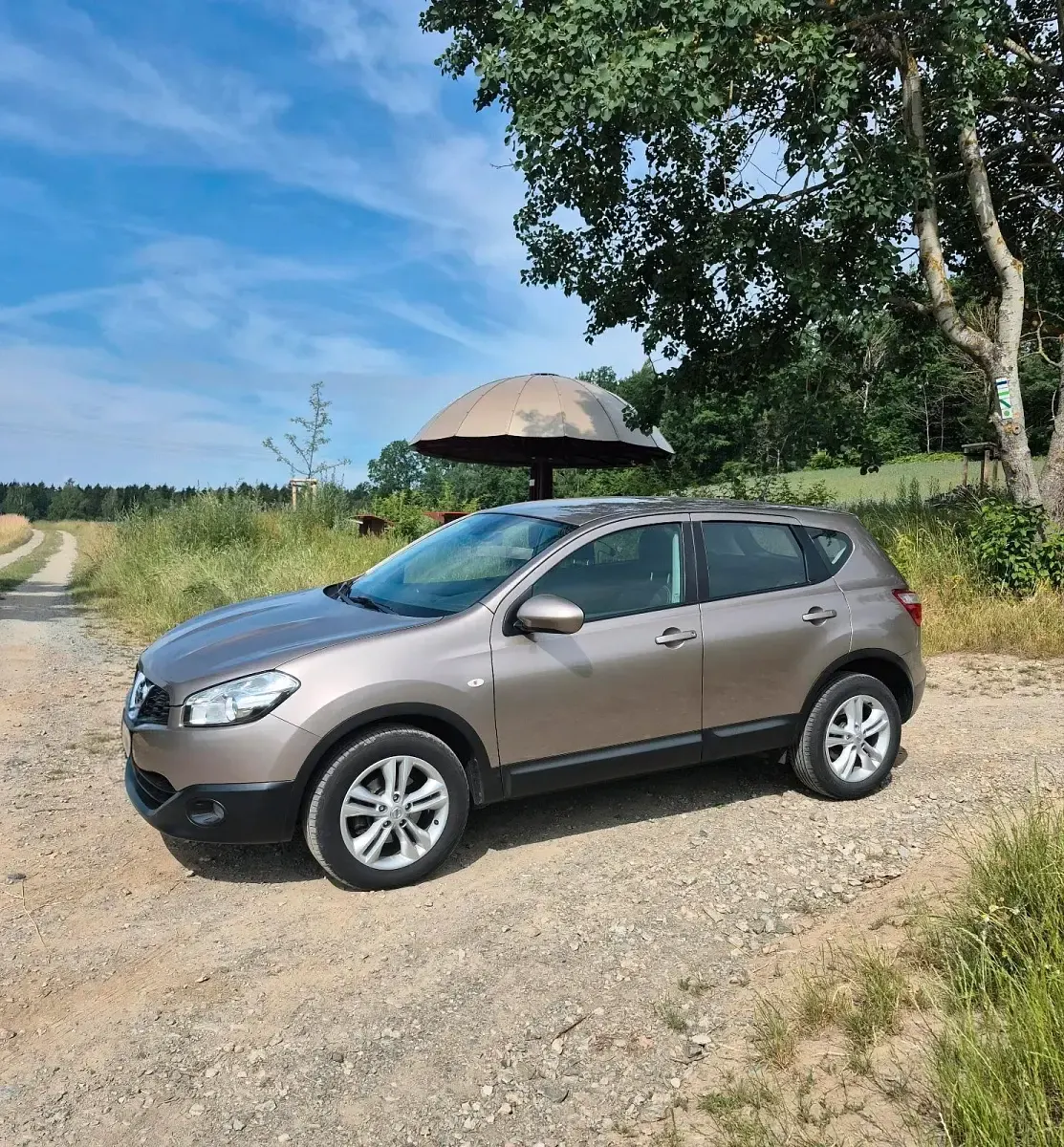 Gebraucht Nissan Qashqai Acenta 130 PS (95 kW) 2012 Braun SUV