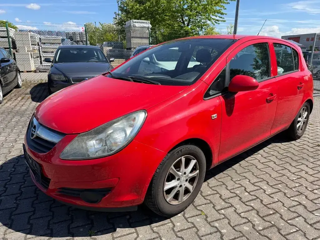 Usado Opel Corsa 90 CV (66 kW) 2008 Rojo Berlina